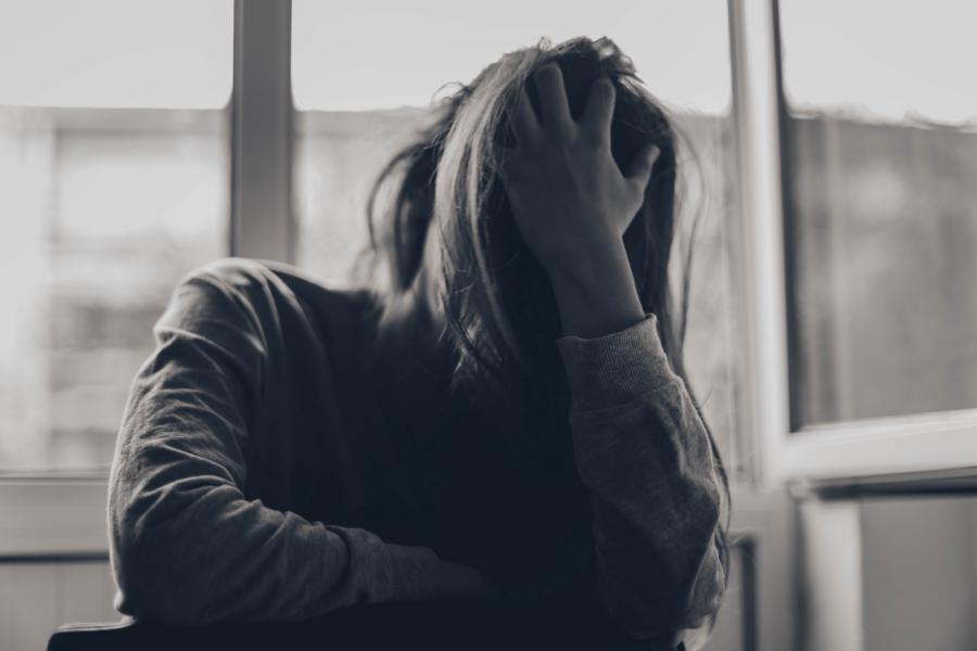 Erzieher*innen sind erschöpft und überlastet